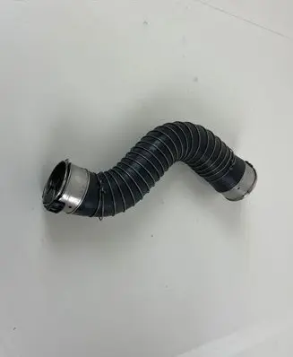 BMW 4 F32 F33 Intercooler hose/pipe 1617515 13045348