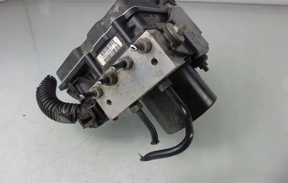 Volkswagen Polo V 6R ABS Pump 0265239056
