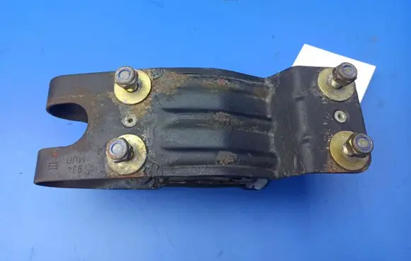 Mercedes-Benz 380 560SEC C126 Front bumper mounting bracket 1268803314