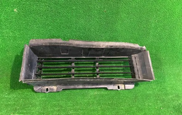 Dacia Sandero III Intercooler air guide/duct channel