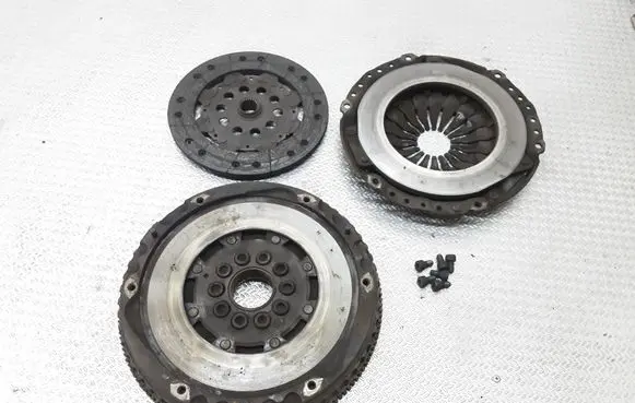 Volvo S60 Clutch set kit 123033910