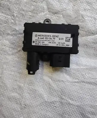 Mercedes-Benz A W169 Glow plug pre-heat relay A6401530479 899087000