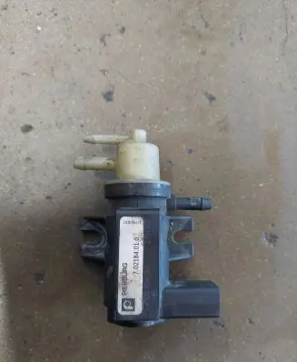 Volkswagen PASSAT B5.5 Turbo solenoid valve 702184010