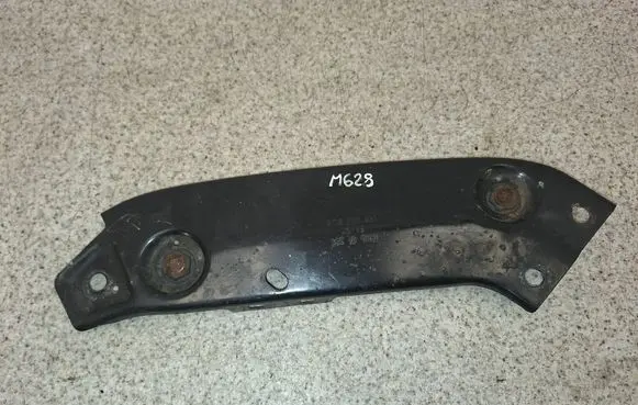 Volkswagen Jetta VI Radiator support slam panel bracket 5C6805931 0213