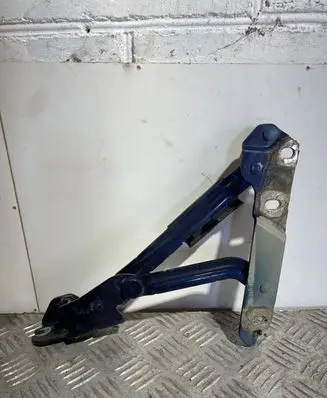 Seat Toledo I (1L) Tailgate/trunk/boot hinge 1M5827301G