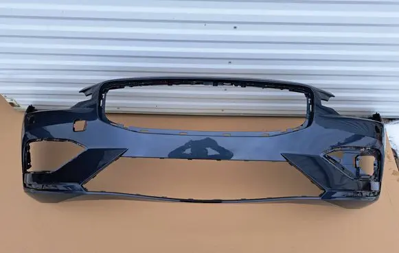 Volvo V60 Front bumper 31690589