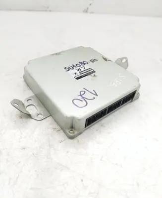 Subaru Impreza I Engine control unit/module 22611AG100 A18000D1Y 0112