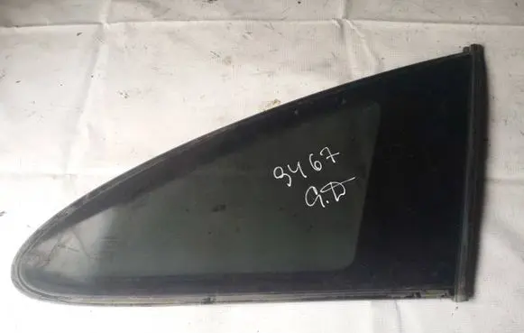 Honda CR-V Rear side window as3