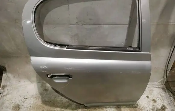 Toyota Yaris Rear door PILKOS