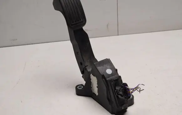 Toyota Auris E180 Accelerator throttle pedal 7811002120 07060194970