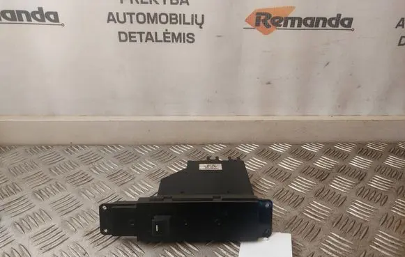 Land Rover Range Rover L322 Electric window control switch 6937484