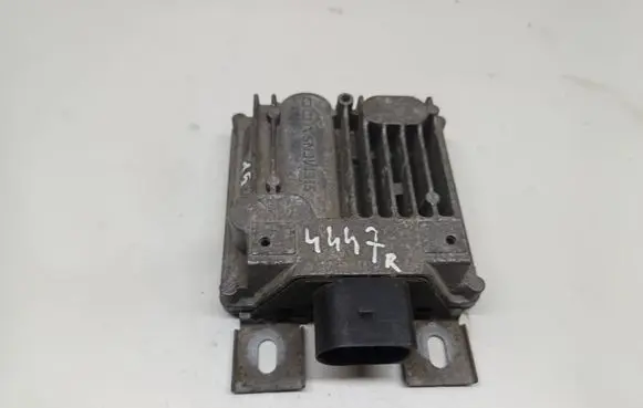 Volkswagen Touareg II Fuel injection pump control unit/module 7P0906093A A2C53355730 21230049