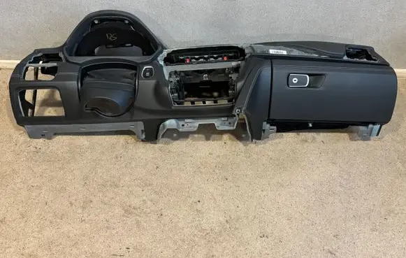 BMW M4 F82 F83 Dashboard 