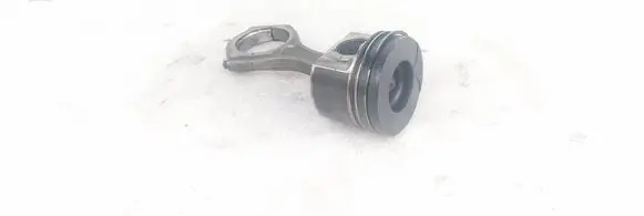Subaru Forester SH Piston with connecting rod 2109081 B5XDXD