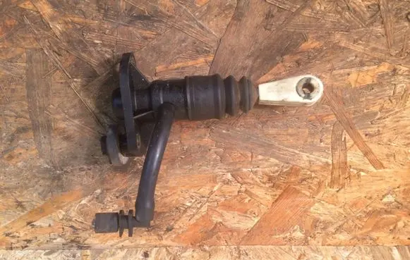 Audi A4 S4 B5 8D Clutch master cylinder