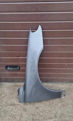 Volvo V70 Fender