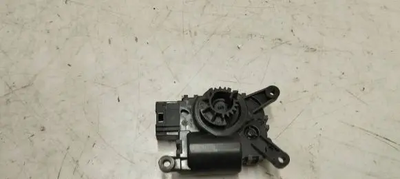 Audi A1 Air flap motor/actuator 5wa907511b