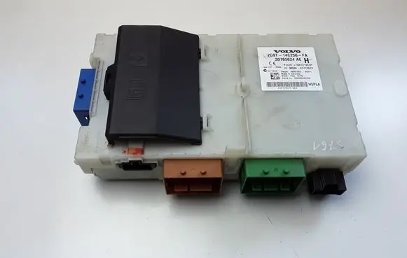 Volvo XC70 Comfort/convenience module 7G9T14C256FA