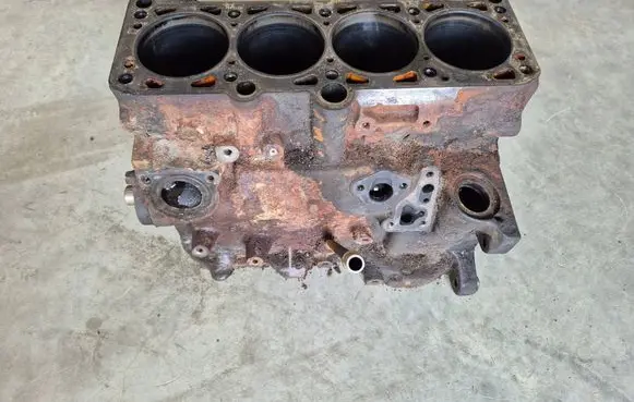 Volkswagen Golf II Engine block