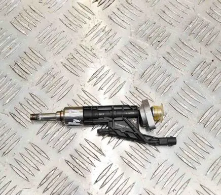BMW 2 F45 Fuel injector 0261500539 7639990