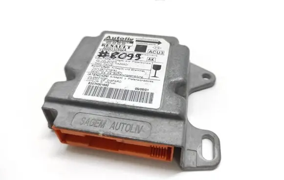 Renault Scenic I Airbag control unit/module 8200117652A 600639500