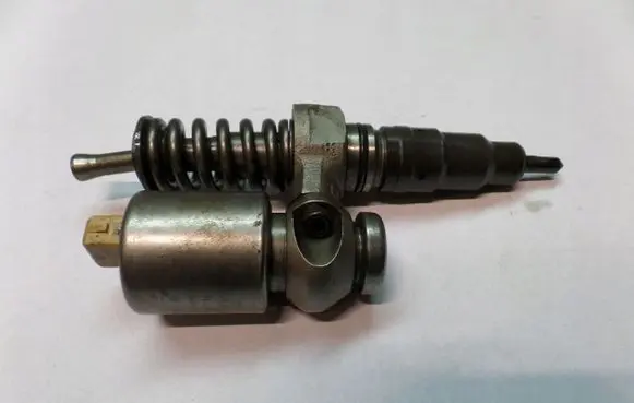 Land Rover Discovery 3 - LR3 Fuel injector MSC10067025TD5