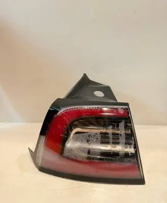 Tesla Model 3 Rear/tail lights 1077397 1077399