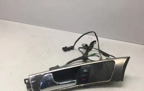 Audi A6 S6 C5 4B Front door interior handle 4B0837019