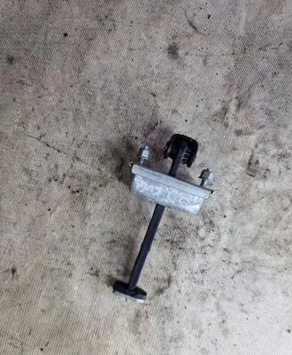 Ford Kuga I Front door check strap stopper 5173991 3M51R33500AJ