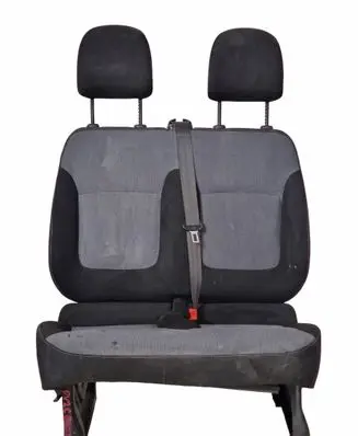 Opel Vivaro Front double seat OV2C8821