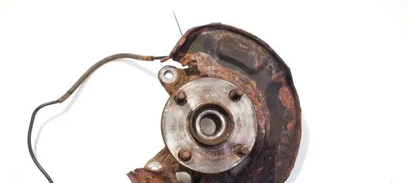 Front wheel hub