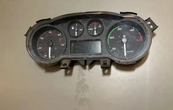 Iveco Daily 6th gen Speedometer (instrument cluster) 5801815724 A2C94283301