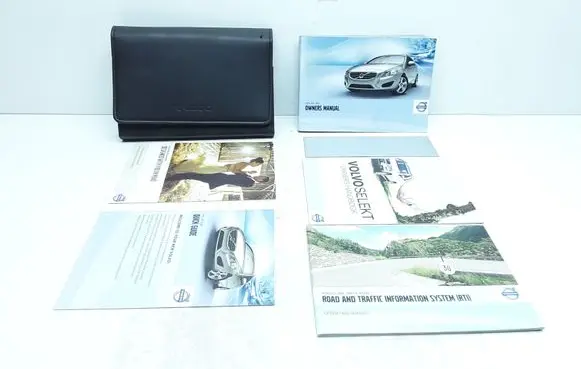 Volvo V60 Owners service history hand book 