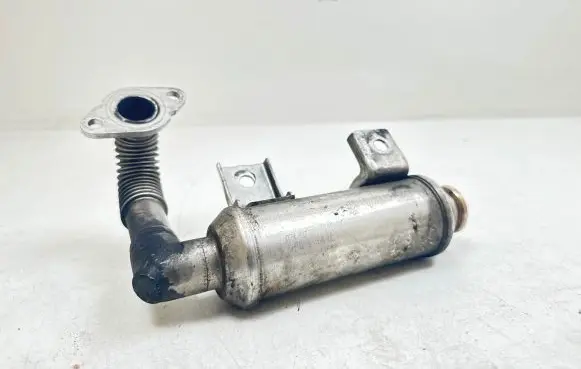 Ford Focus EGR valve cooler 4M5Q9F464BC 074073