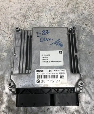BMW 1 E81 E87 Engine control unit/module ECU 7797217