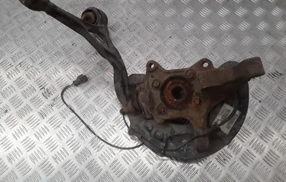 Volvo XC90 Front wheel hub spindle knuckle P30714277 T122553
