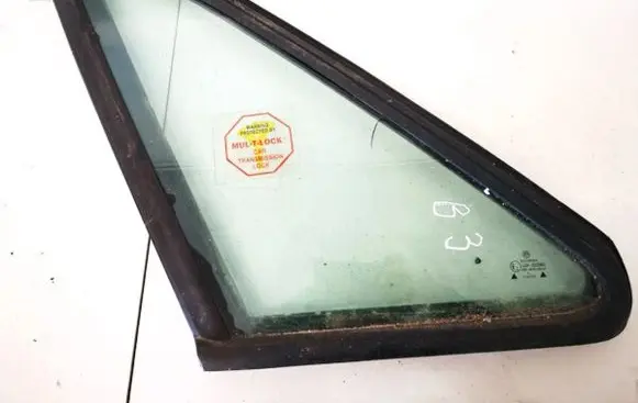 Volkswagen PASSAT B3 Rear side window