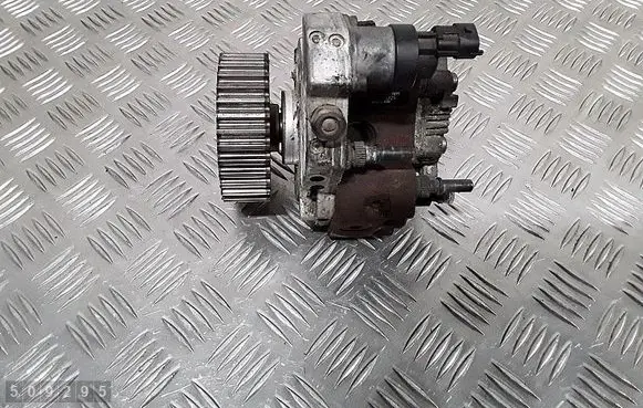 Fuel injection high pressure pump