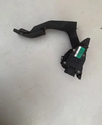 Audi A8 S8 D3 4E Accelerator throttle pedal 4E1723523E
