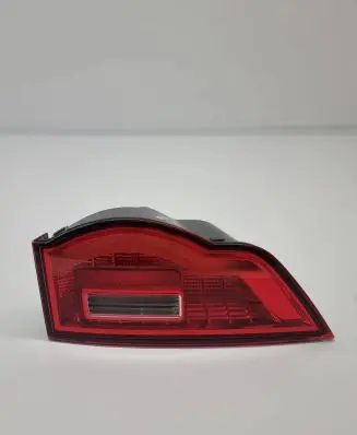 Jaguar F-Pace Tailgate rear/tail lights HK8315K272AA