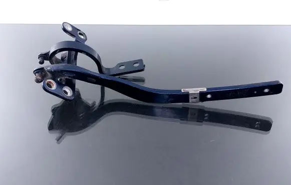 Volkswagen Touareg I Tailgate/trunk/boot hinge 7L6827302B 7L6827302