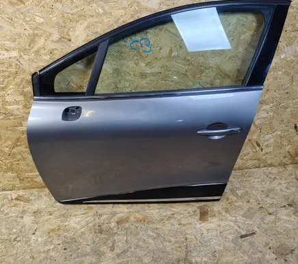 Renault Clio IV Front door 