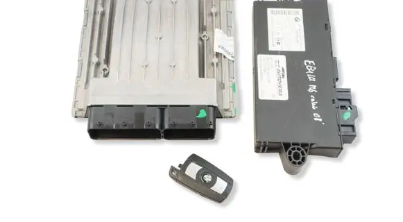 BMW M6 Engine ECU kit and lock set 7841682 12147841682 9147217