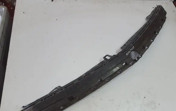 Mercedes-Benz B W246 W242 Front bumper mounting bracket A2468850365