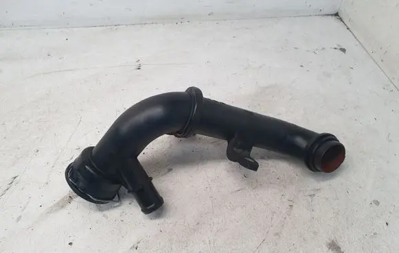 Mercedes-Benz C W204 Engine coolant pipe/hose A6512000251