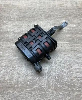 Mercedes-Benz C W203 Fuel tank cap lock motor MBVACUUMLOCKMOTOR 9062700372