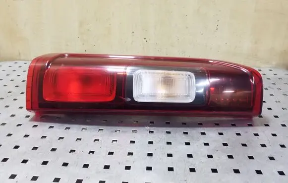 Renault Trafic III (X82) Rear/tail lights 265556737R 93867974