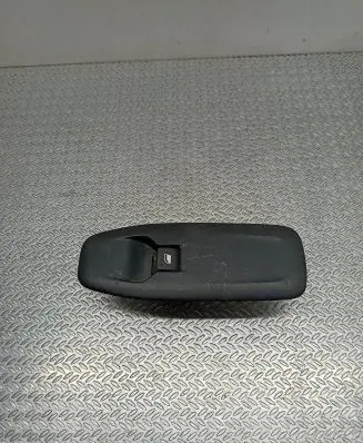 Peugeot 208 Electric window control switch 96751118ZD