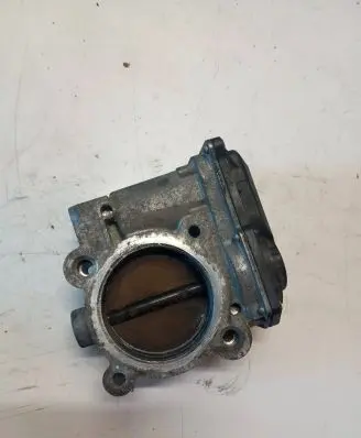 Volvo C70 Throttle valve 30711551 C210860