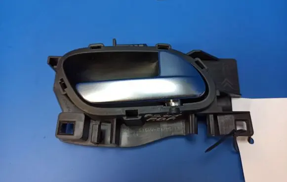 Peugeot 208 Front door interior handle 96555516VV 96555516